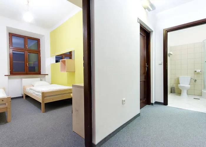 Ubytování v soukromí 8pokoi Ofka *